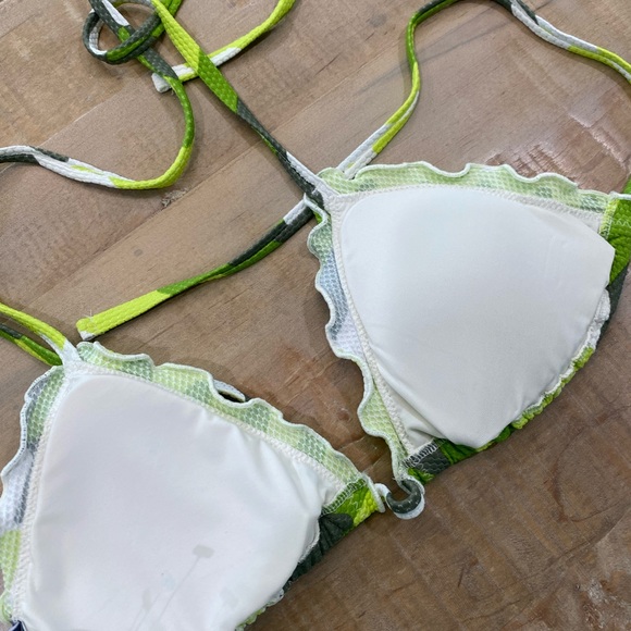 Aerie green white multicolor print triangle string bikini top - Picture 6 of 9